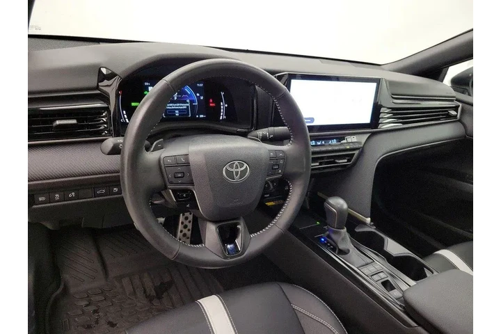 $28998 : Toyota Camry 2025 SE 4dr Sed image 9