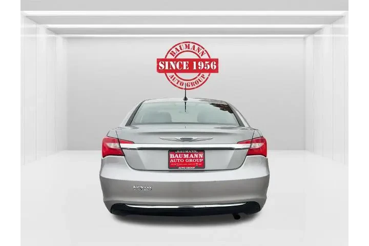 $3800 : Chrysler 200 2013 LX 4dr Sed image 6