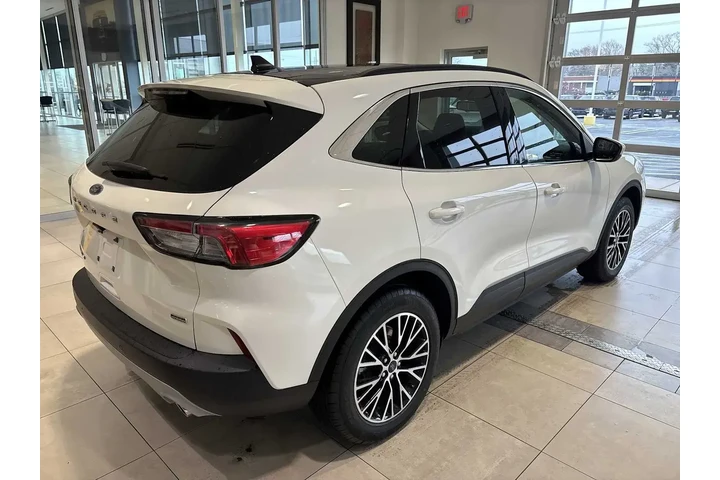 $23278 : Ford Escape Plug-In Hybrid 2 image 3