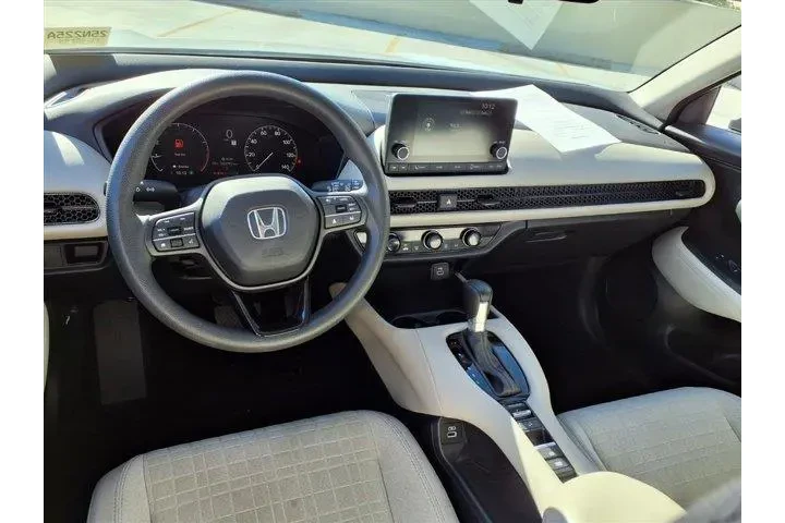 $22134 : Honda HR-V 2023 LX 4dr Cross image 10
