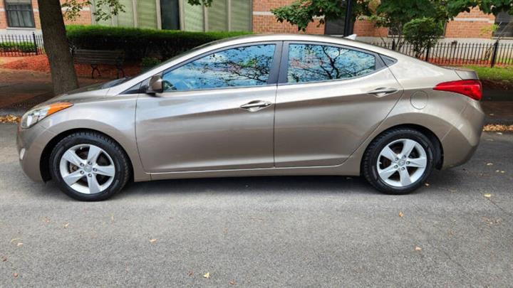 $7795 : 2013 Elantra GLS image 4