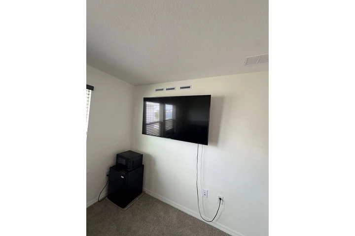 $700 : Kissimmee image 2