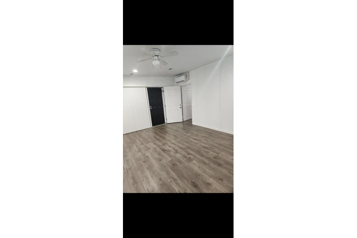 $1900 : One bedroom apartment for rent image 2