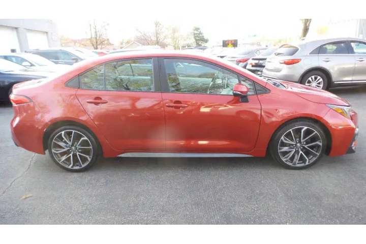 $16500 : 2020 Corolla SE image 7