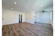 $1950 : 2 Bedroom Apt in James M Wood thumbnail