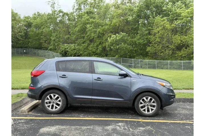 $4999 : 2015 Sportage LX image 4