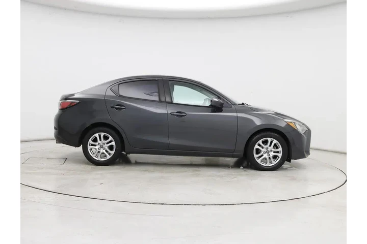 $12998 : Toyota Yaris iA 2017 4dr Sed image 7