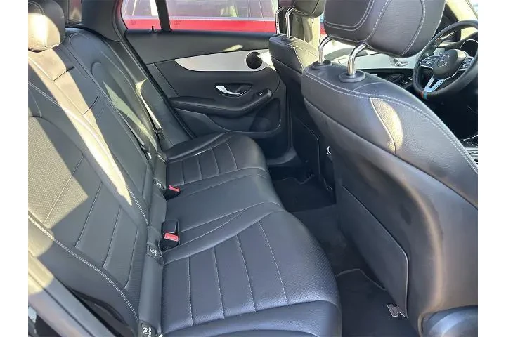 $23995 : Mercedes-Benz GLC 2021 GLC 3 image 6