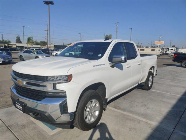 $32999 : 2020 Silverado 1500 LT image 2