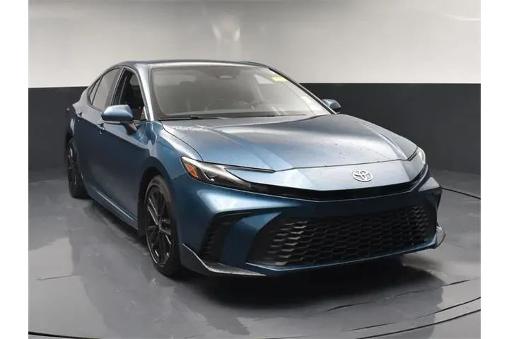 $25142 : Toyota Camry 2025 SE 4dr Sed image 2