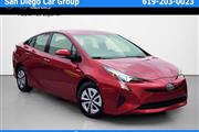 $19695 : 2017 Prius thumbnail