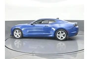 $28995 : Chevrolet Camaro 2023 LT 2dr thumbnail