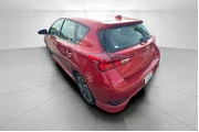 $12995 : Scion iM 2016 4dr Hatchback thumbnail