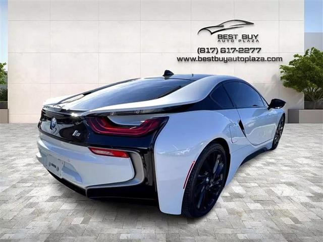 $67995 : 2017 BMW I8 COUPE 2D2017 BMW image 7