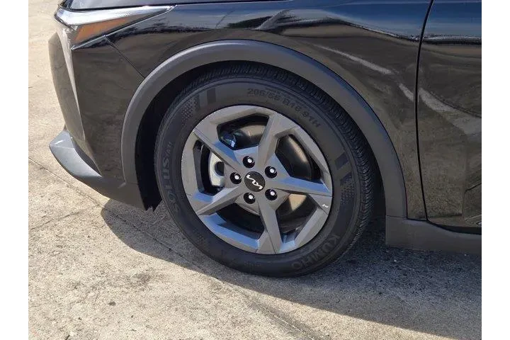 $20247 : Kia K4 2025 LXS 4dr Sedan image 10