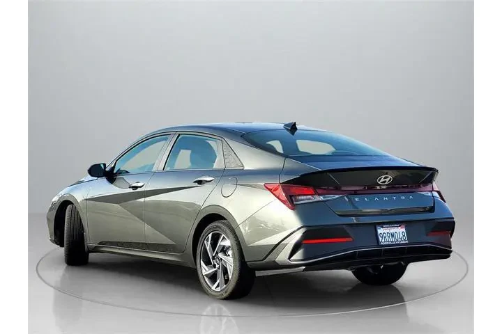 $20992 : Hyundai ELANTRA 2025 SEL Spo image 5