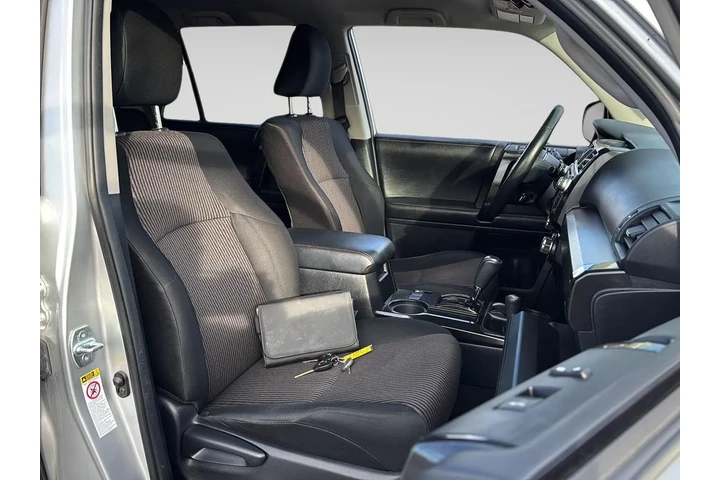 $18589 : 2014 4Runner Trail image 10