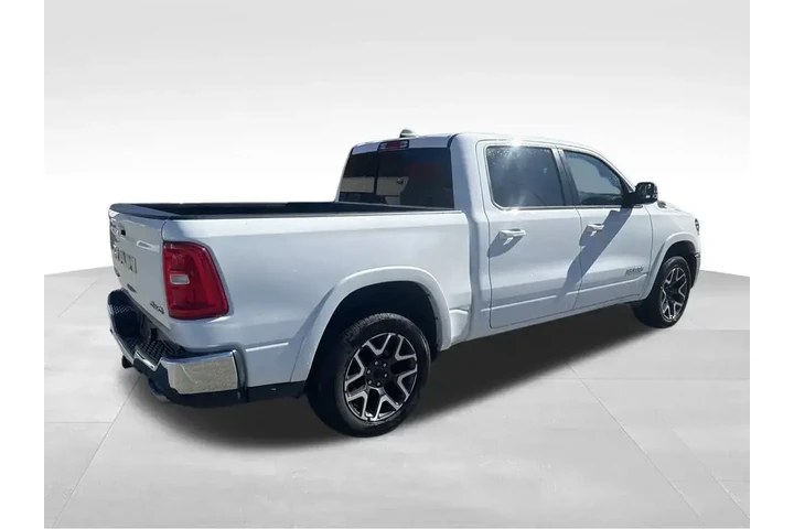 $38910 : Ram 1500 2025 4x4 Laramie 4d image 6
