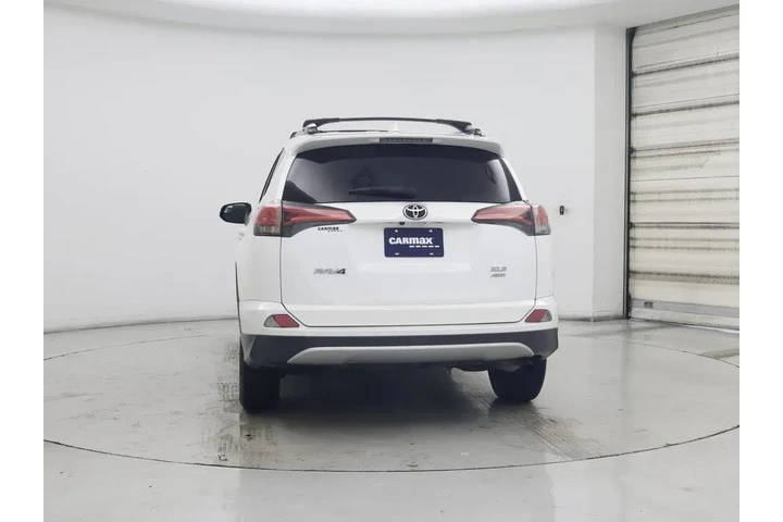 $18998 : Toyota RAV4 2016 AWD XLE 4dr image 6