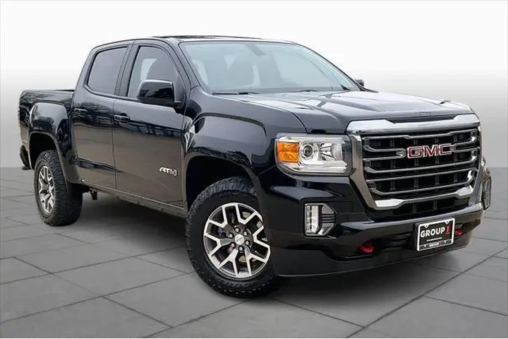 $31847 : GMC Canyon 2022 4x4 AT4 4dr image 3