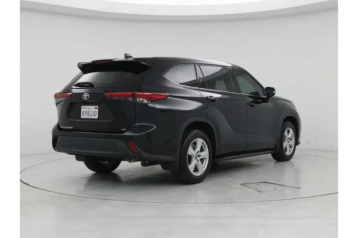 $27998 : Toyota Highlander 2021 LE 4d image 8