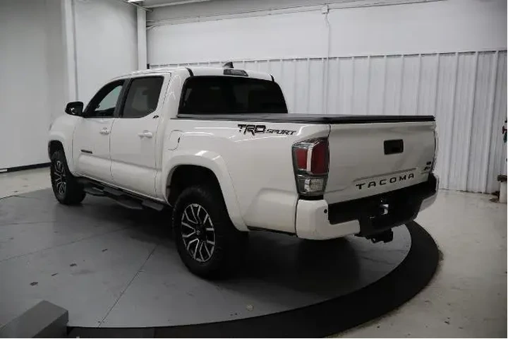 $33995 : Toyota Tacoma 2022 4x2 TRD O image 6