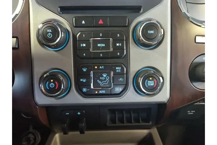 $32500 : Ford F-250 Super Duty 2015 4 image 7