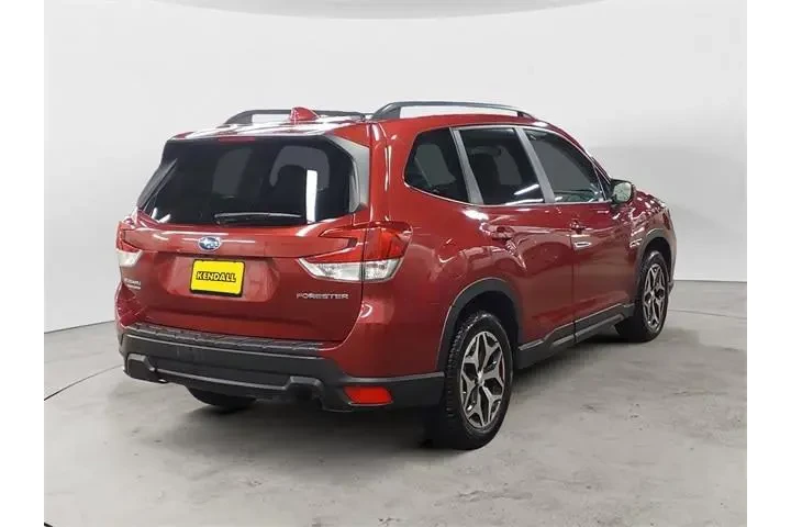 $27288 : Subaru Forester 2019 AWD Pre image 5