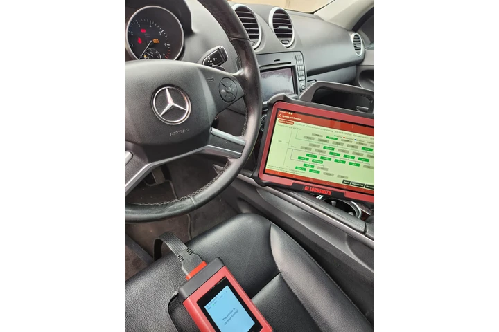 Cerrajero Confiable LA image 8