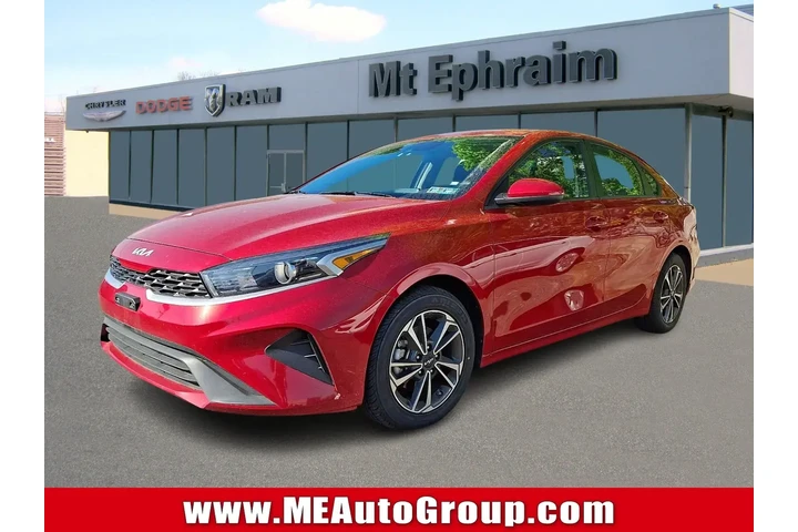$18759 : Kia Forte 2024 LXS 4dr Sedan image 1