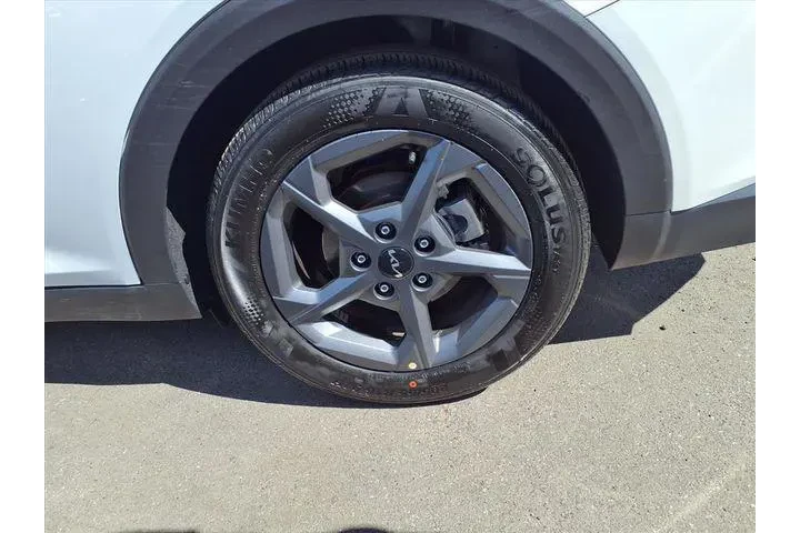 $20995 : Kia K4 2025 LXS 4dr Sedan image 6