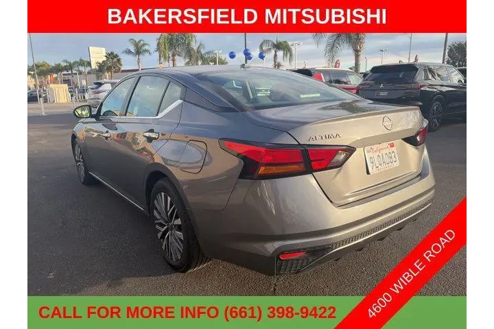 $21555 : Nissan Altima 2024 2.5 SV 4d image 3