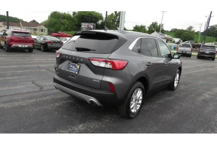 $23891 : Ford Escape 2022 AWD SE 4dr image 7