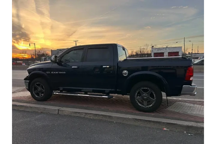 $18995 : 2012 RAM 1500 Laramie image 8