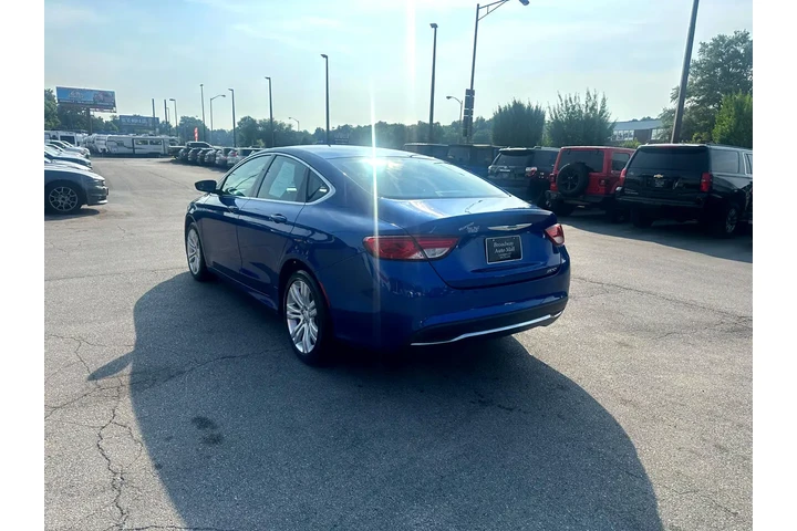 $6980 : 2015 200 4dr Sdn Limited FWD image 4