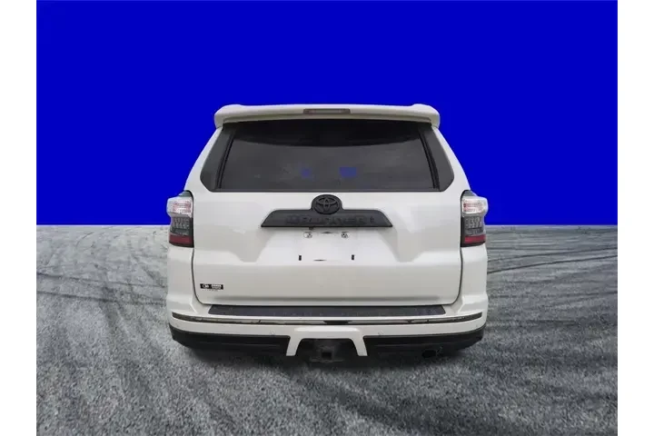 $28693 : Toyota 4Runner 2020 AWD Limi image 5