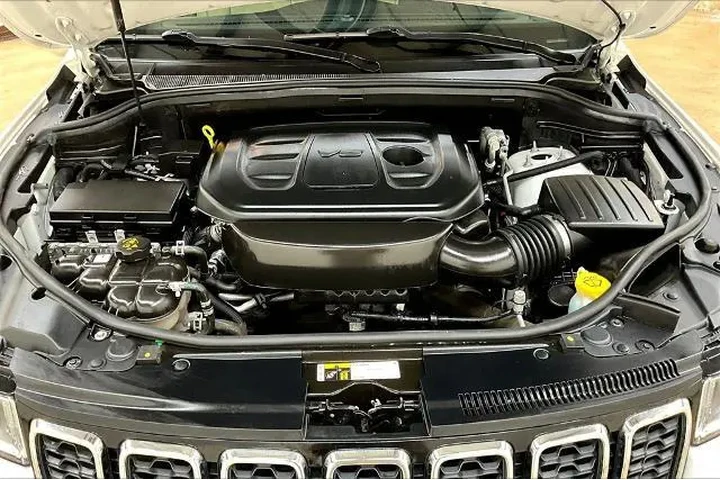 $22900 : Jeep Grand Cherokee 2021 4x4 image 10