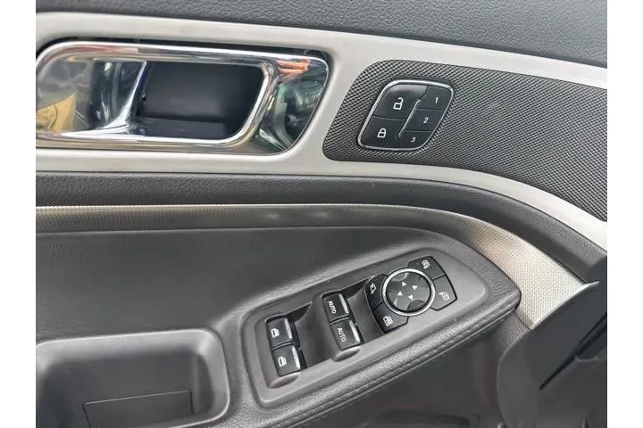 $8363 : Ford Explorer 2014 AWD Sport image 6