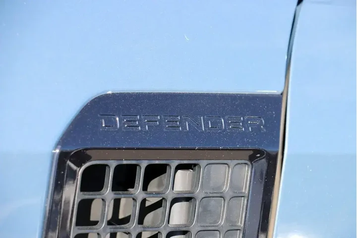$36995 : Land Rover Defender 2023 AWD image 10