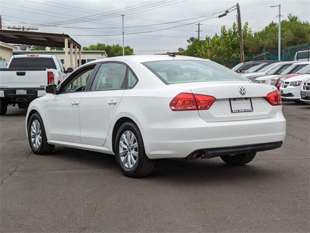 $13850 : 2015 Passat image 9