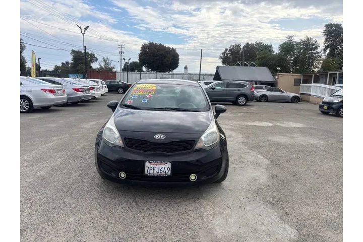 $6999 : 2015 Rio LX image 4