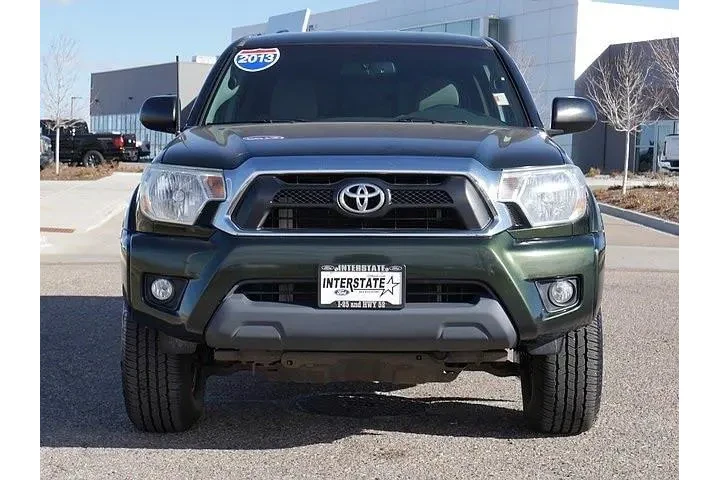 $26944 : Toyota Tacoma 2013 4x4 V6 4d image 8