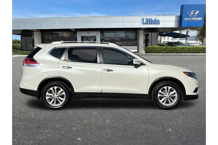 $7999 : Nissan Rogue 2016 SV 4dr Cro image 9