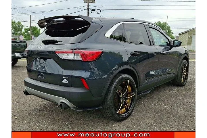 $18105 : Ford Escape Plug-In Hybrid 2 image 5
