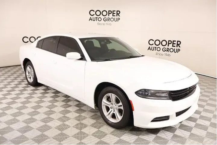 $20335 : Dodge Charger 2020 SXT 4dr S image 1