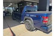 $27575 : Nissan Frontier 2023 4x2 PRO thumbnail