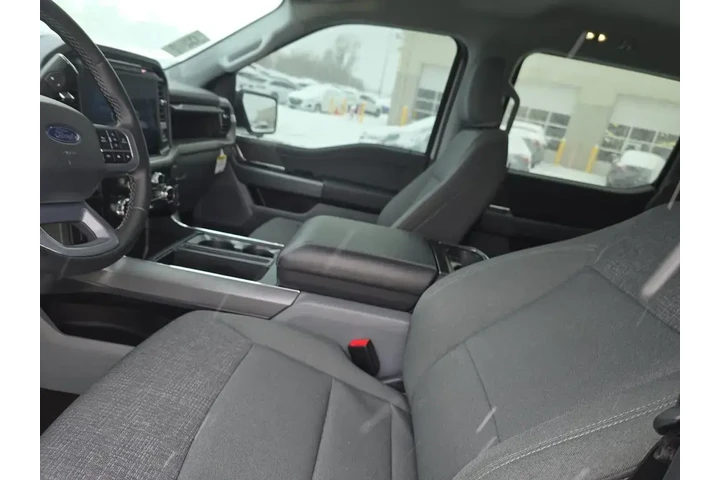 $35999 : Ford F-150 2024 4x2 XLT 4dr image 7