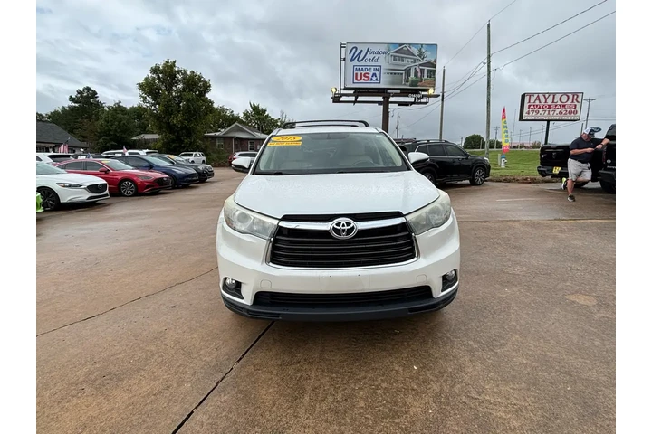 $15995 : 2015 Highlander image 2