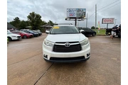 $15995 : 2015 Highlander thumbnail