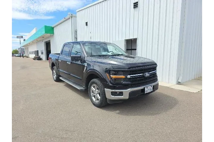 $38800 : Ford F-150 2025 4x2 XLT 4dr image 1